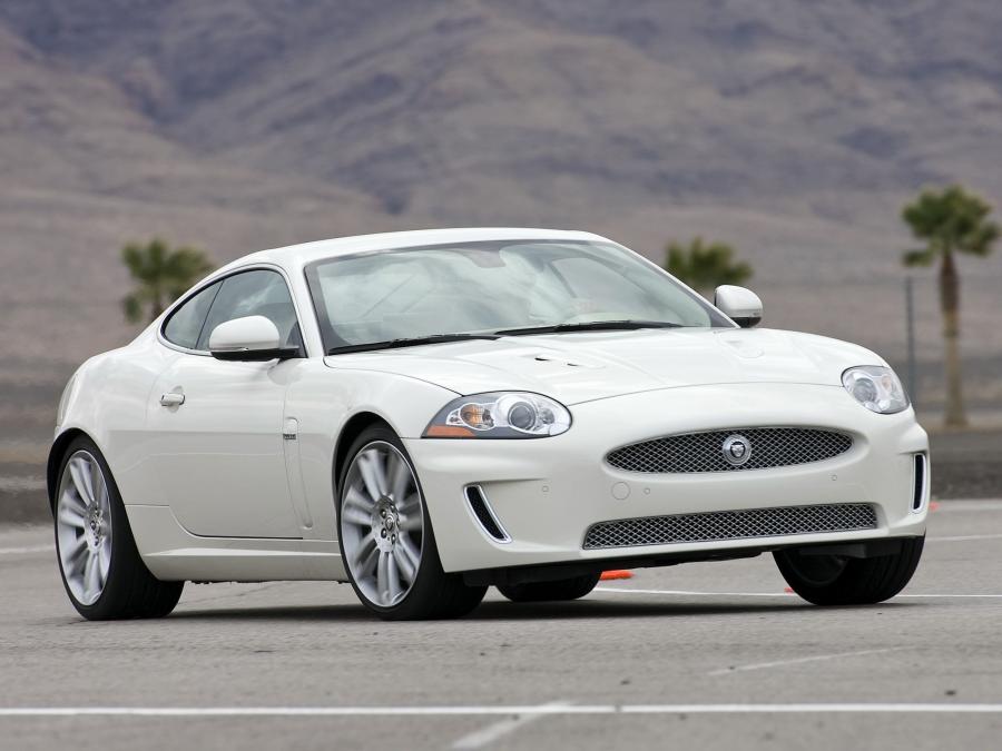  Jaguar XKR Coupe 2009 года  (US) (фото 2 из 8)